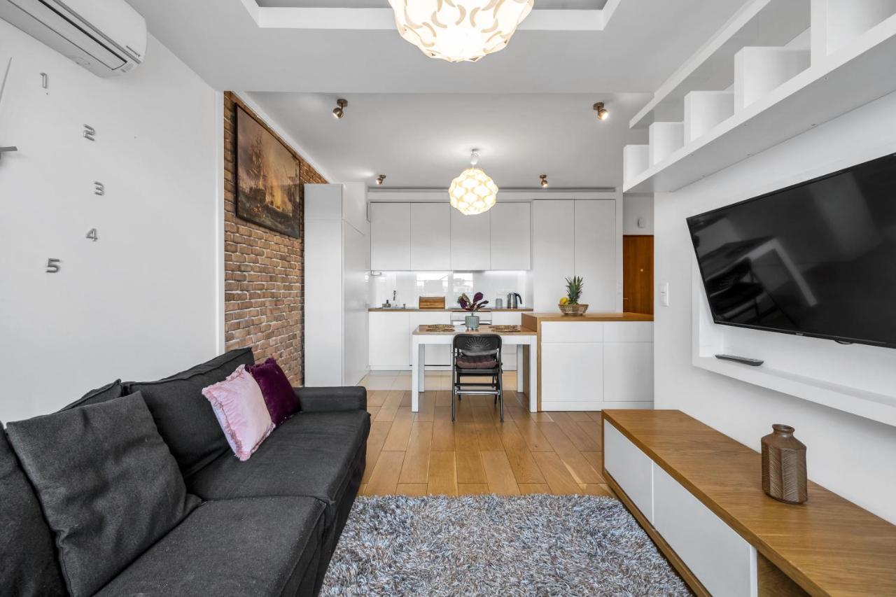 Spacious 2 Bedroom Ac Dalanowska 46 วอร์ซอ ภายนอก รูปภาพ